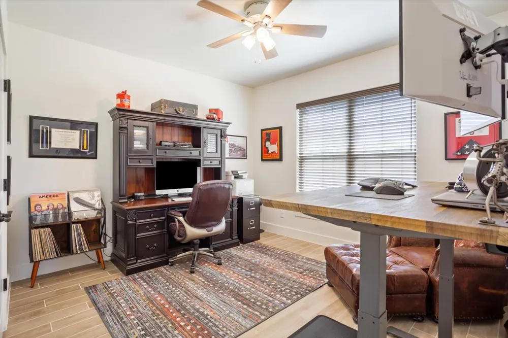 1250 E Creekview Drive Salado, TX 76571