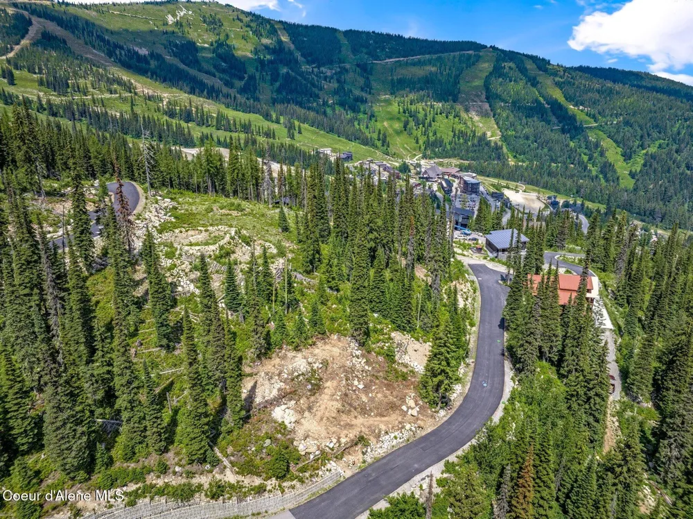 12 Wyvern Way Sandpoint, ID 83864