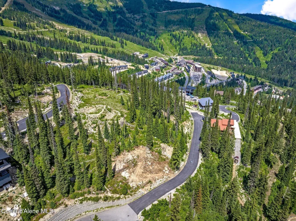 12 Wyvern Way Sandpoint, ID 83864
