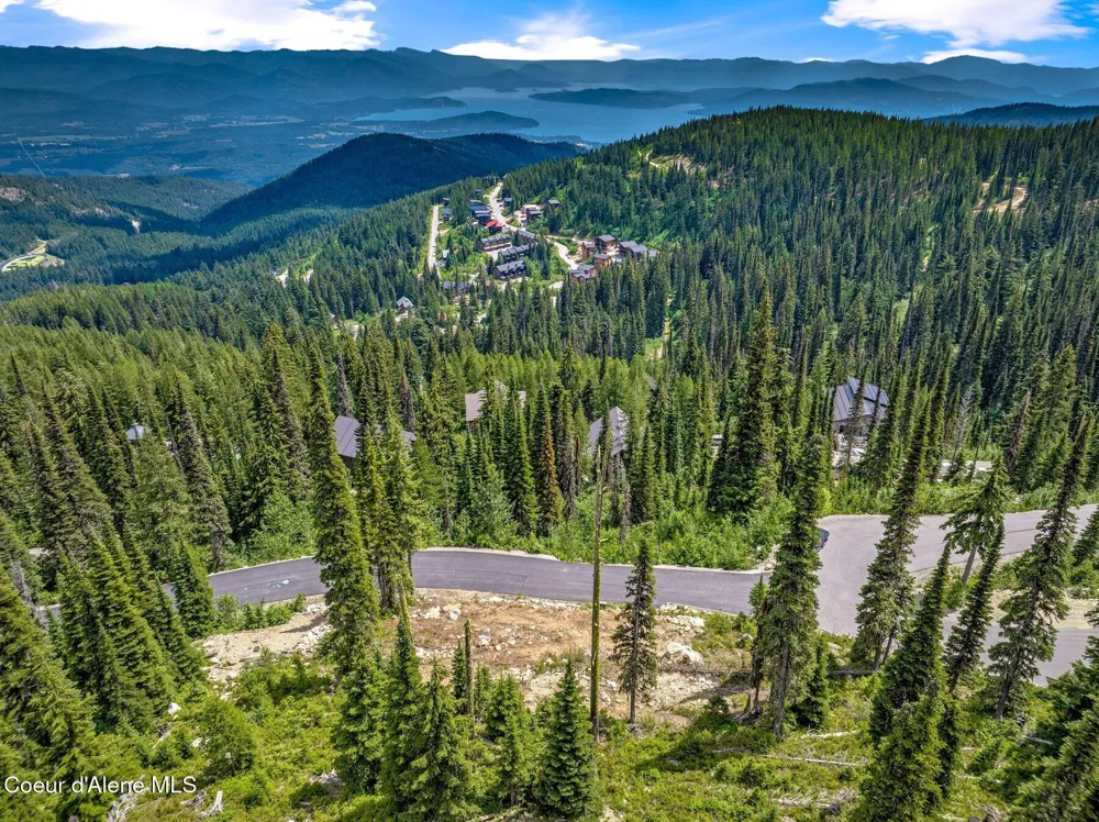 12 Wyvern Way Sandpoint, ID 83864