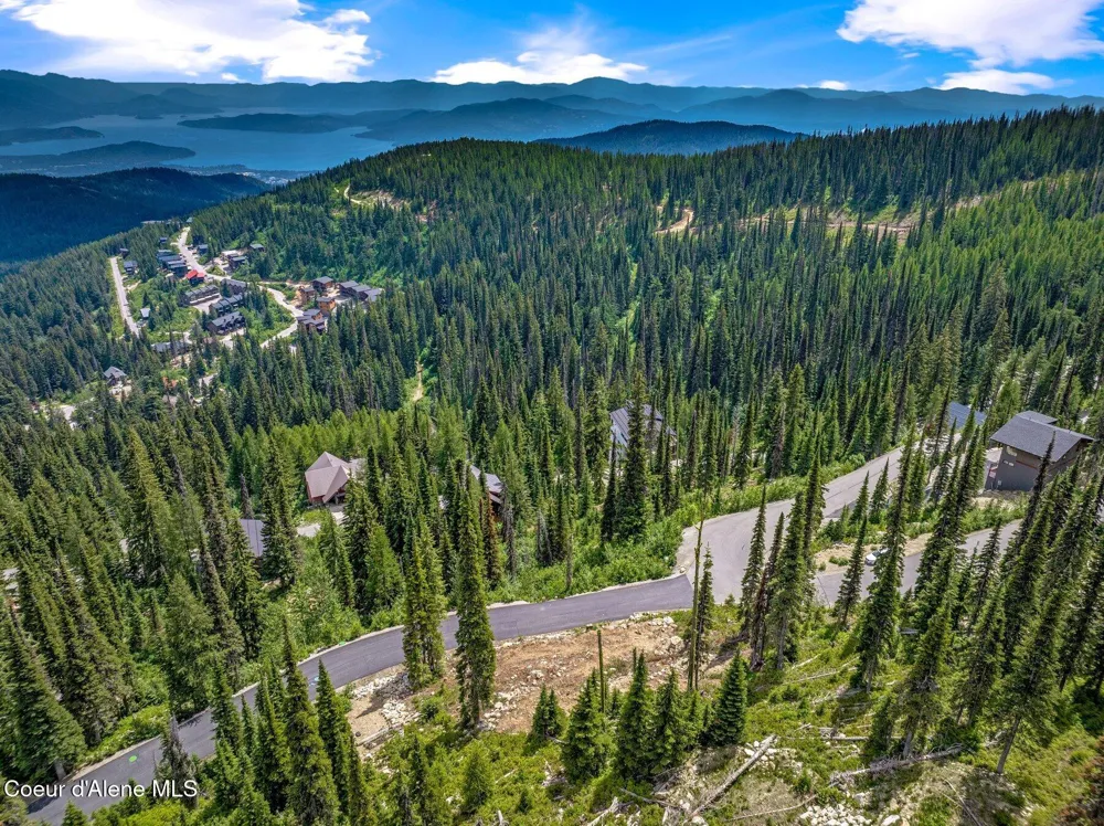 12 Wyvern Way Sandpoint, ID 83864