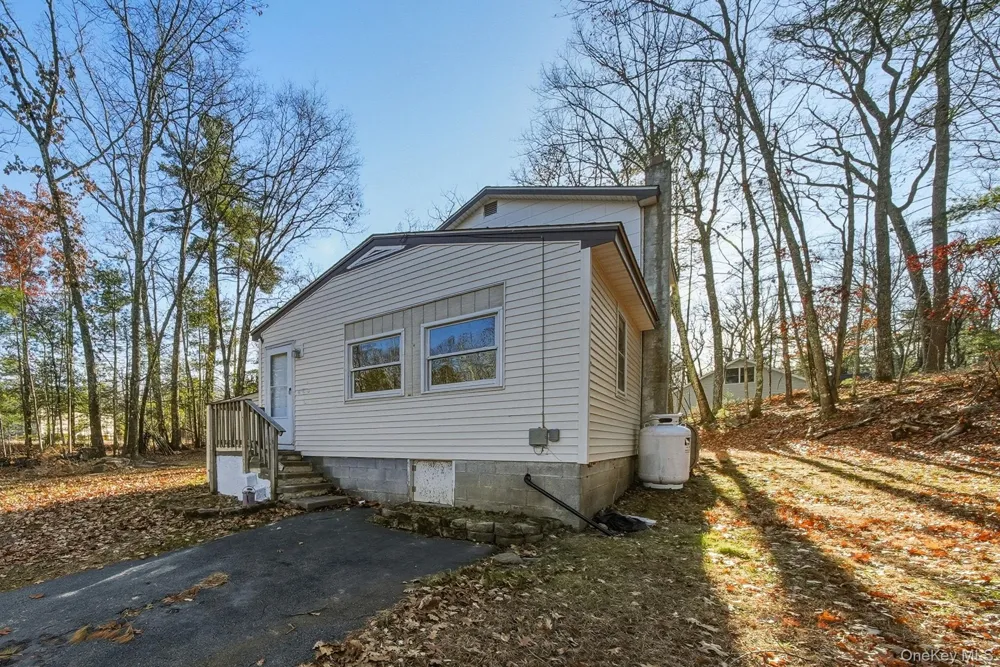 140 Highland Lake Road Highland Lake, NY 12743