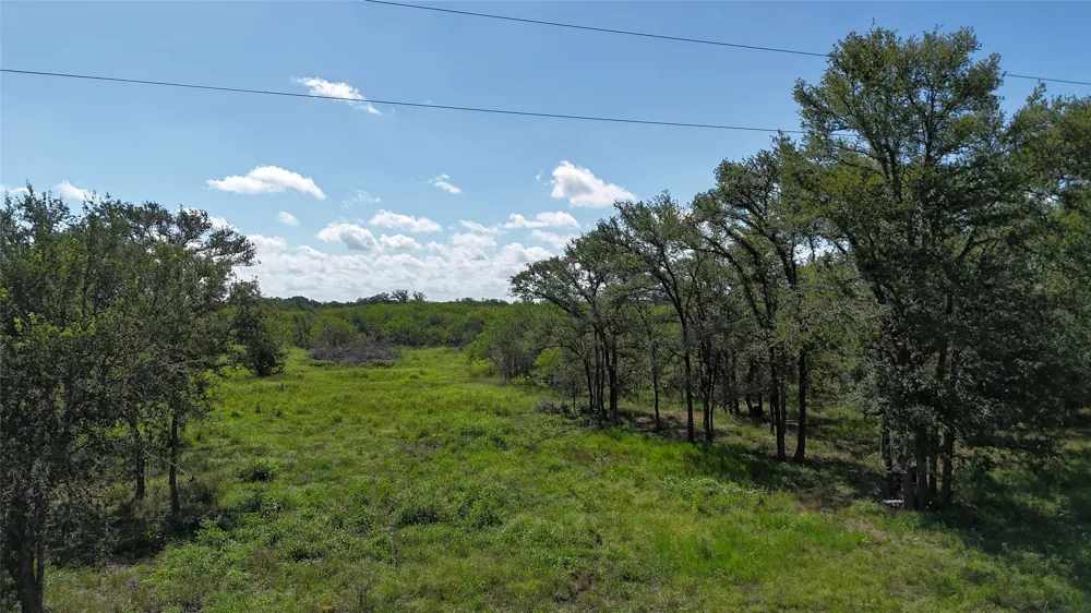 1554 Father Anderds Loop Flatonia, TX 78941