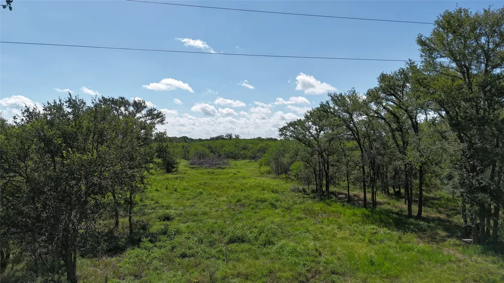 1554 Father Anderds Loop Flatonia, TX 78941