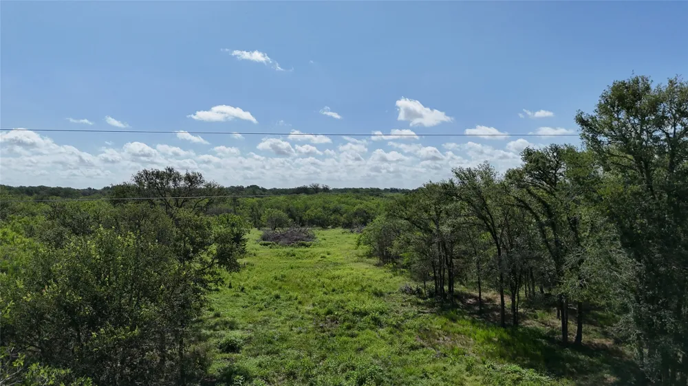 1554 Father Anderds Loop Flatonia, TX 78941
