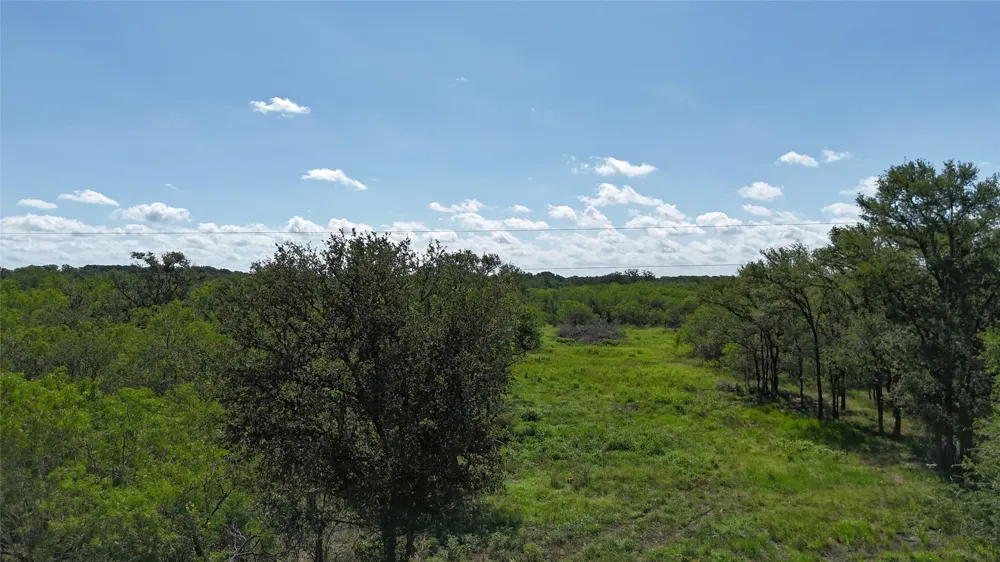 1554 Father Anderds Loop Flatonia, TX 78941