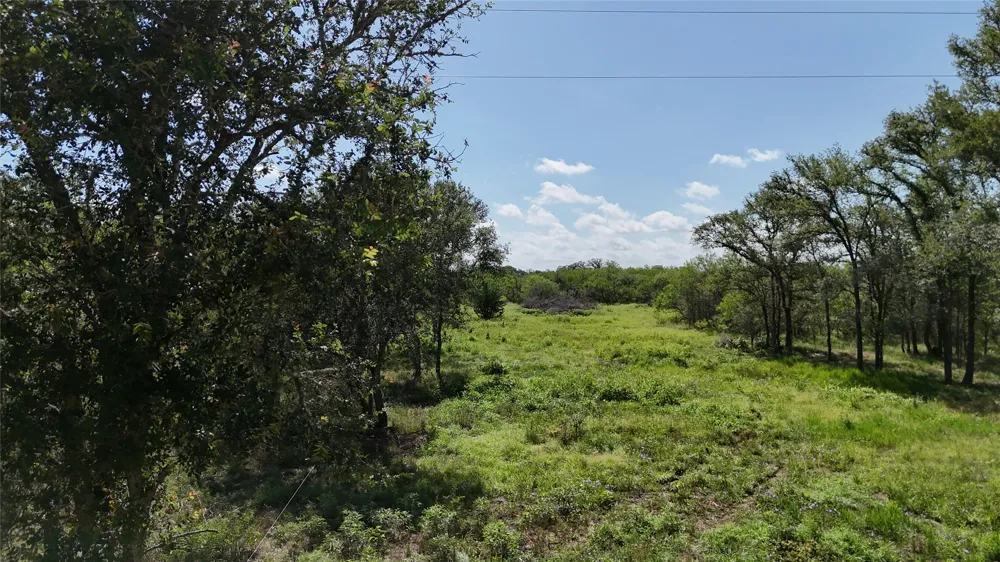 1554 Father Anderds Loop Flatonia, TX 78941