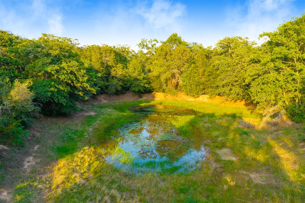 S HWY 77 Rockdale, TX 76567