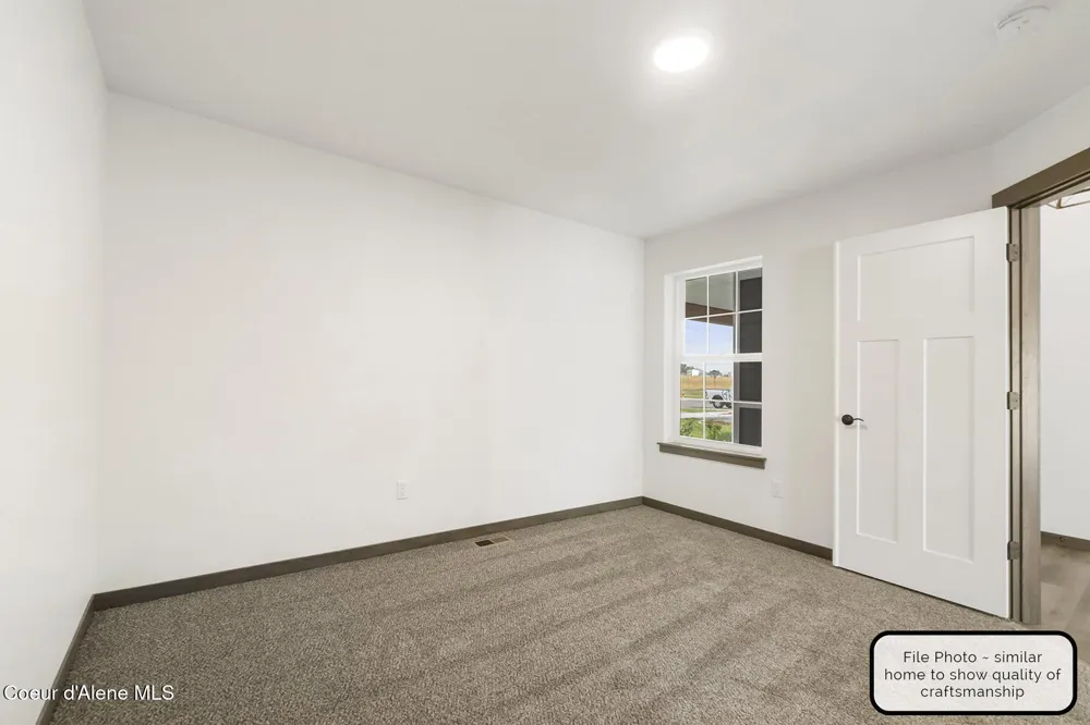 8989 W Swather Avenue Rathdrum, ID 83858
