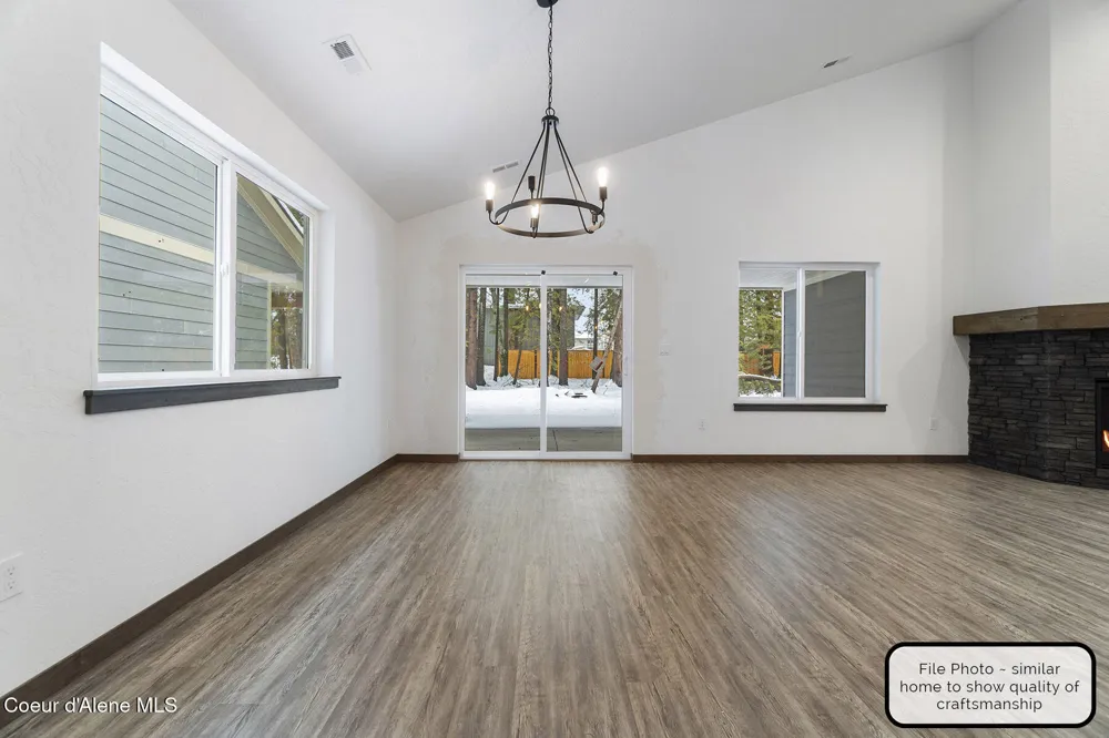 8930 W Swather Avenue Rathdrum, ID 83858