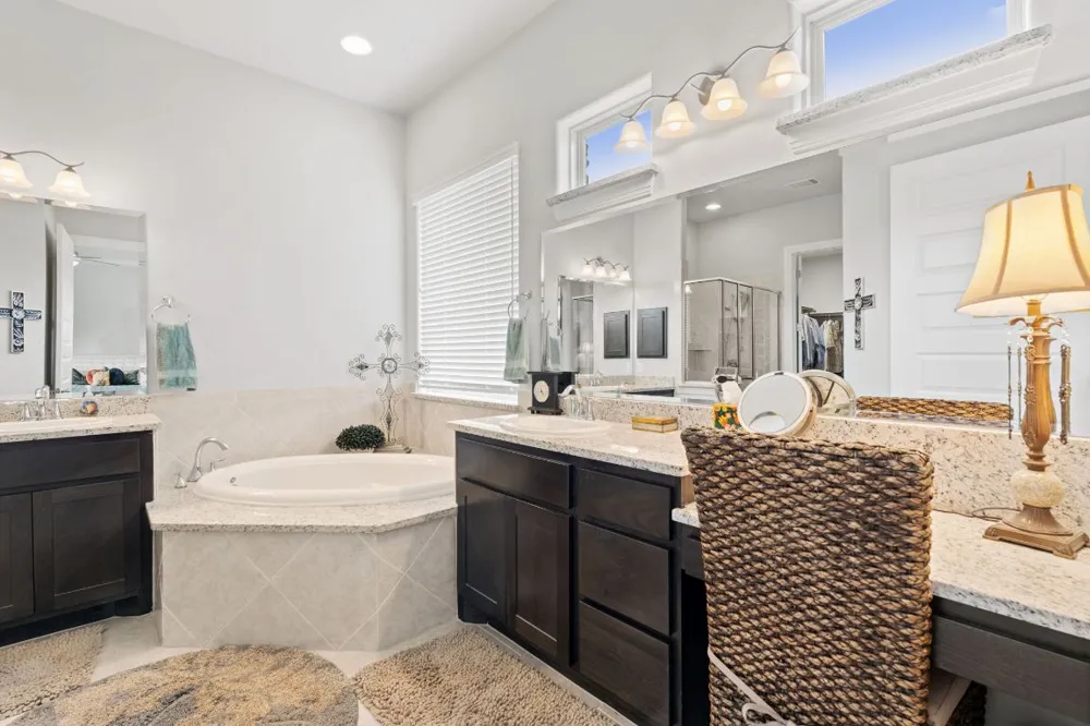106 Gemstone Horseshoe Bay, TX 78657