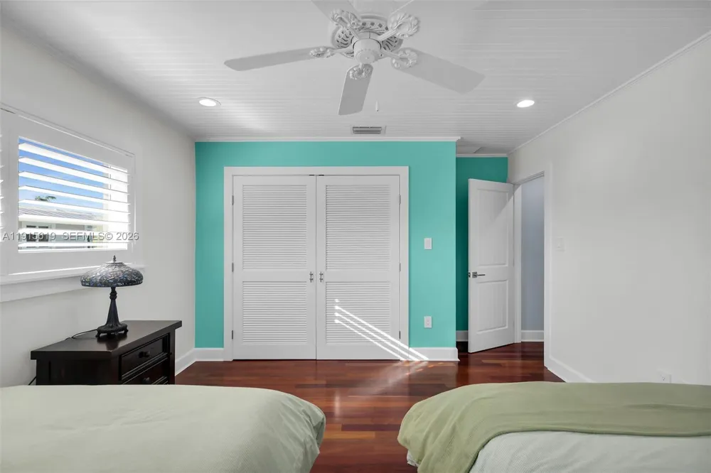 232 W Seaview Dr Duck, FL 33050