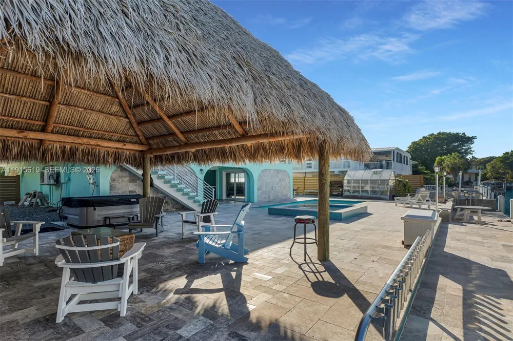 232 W Seaview Dr Duck, FL 33050