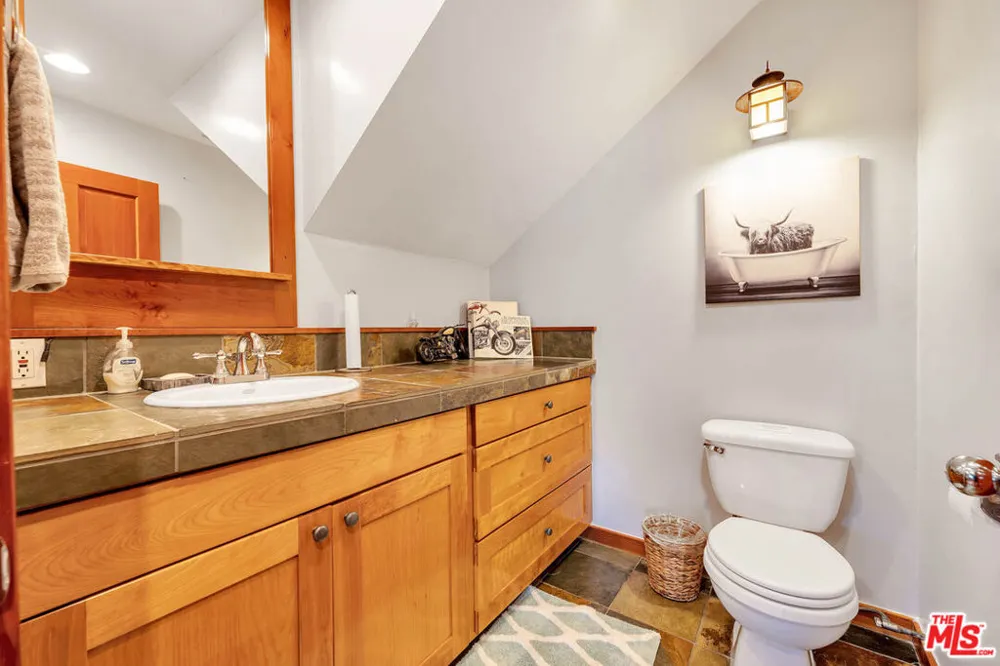 21832 Canon Drive Topanga, CA 90290