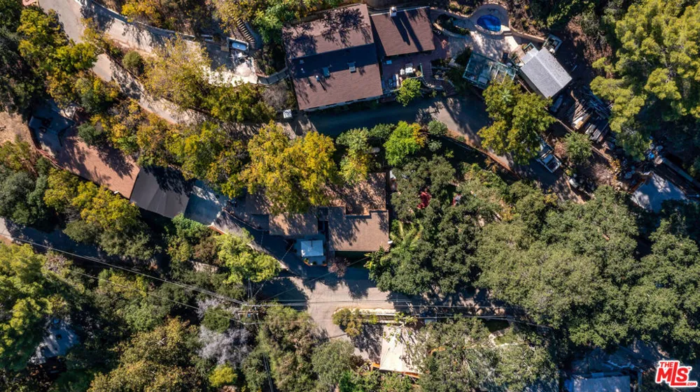 21832 Canon Drive Topanga, CA 90290
