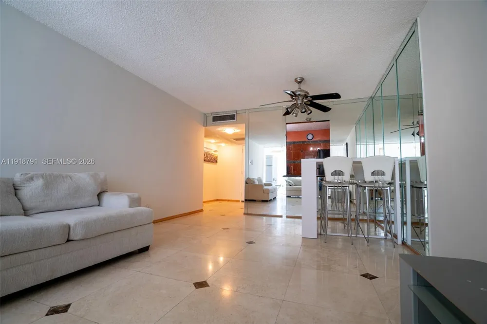 701 Three Islands Blvd #506