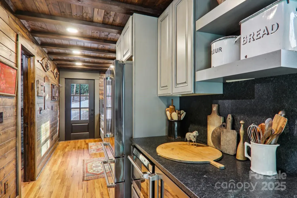408 & 586 Little Elbow Mountain Road Lake Toxaway, NC 28747