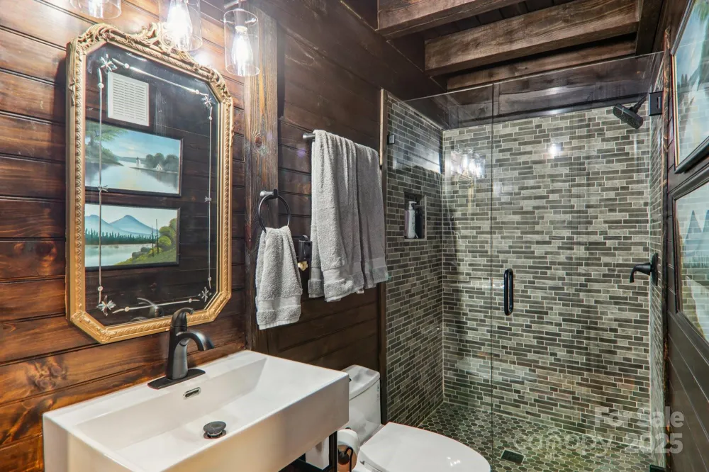 408 & 586 Little Elbow Mountain Road Lake Toxaway, NC 28747