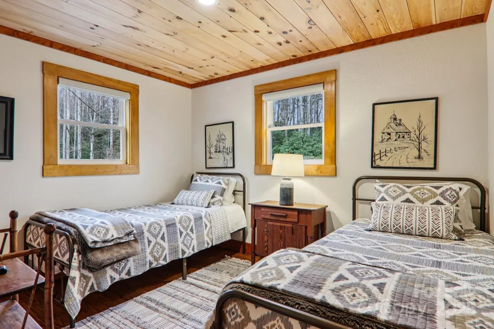 408 & 586 Little Elbow Mountain Road Lake Toxaway, NC 28747
