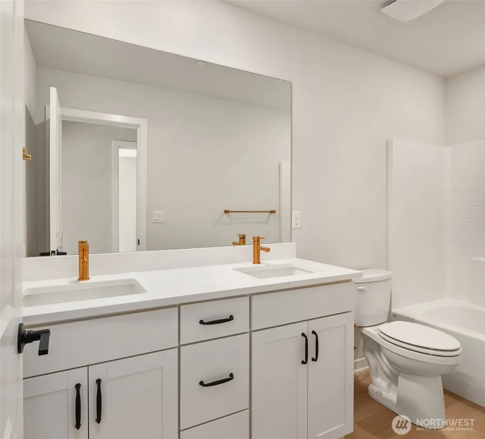 23419 Marinwood Circle NE #0512 Kingston, WA 98346
