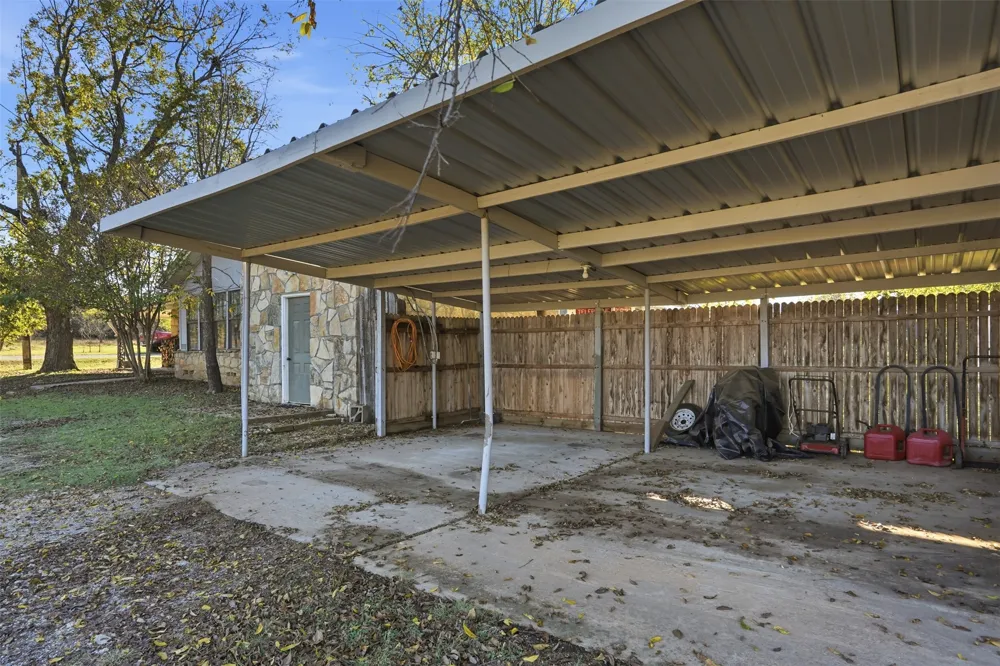 336 S 8th Avenue Palo Pinto, TX 76484