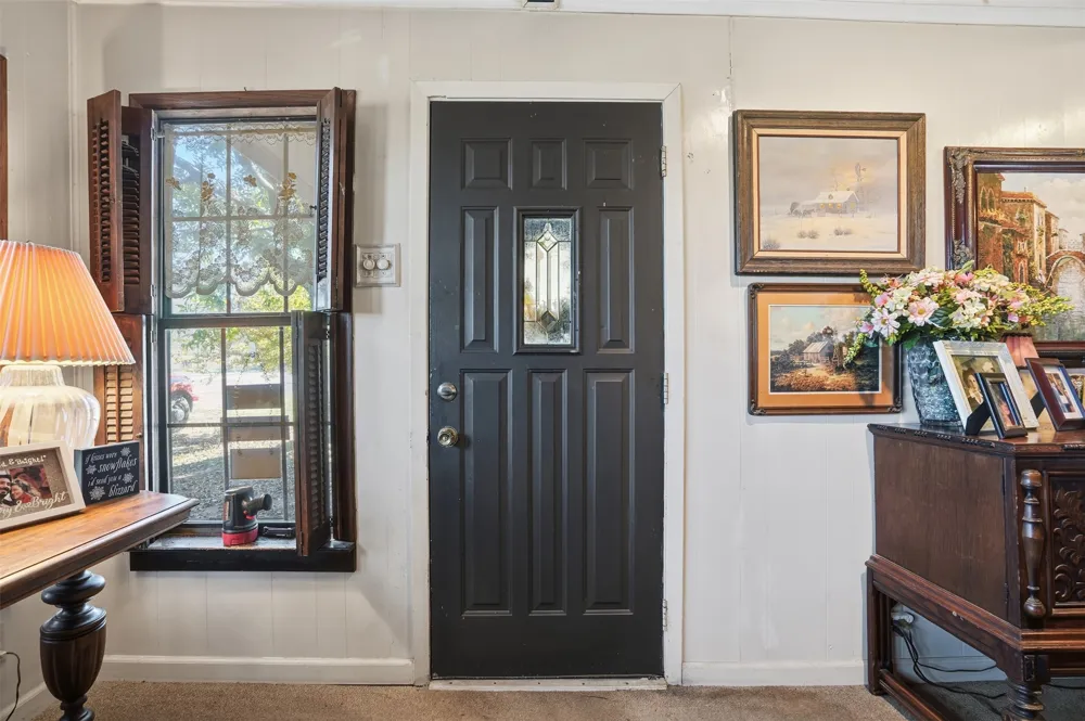 336 S 8th Avenue Palo Pinto, TX 76484
