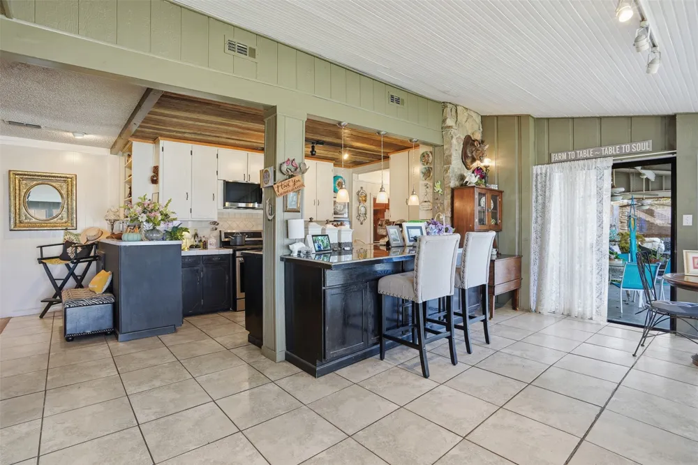 336 S 8th Avenue Palo Pinto, TX 76484