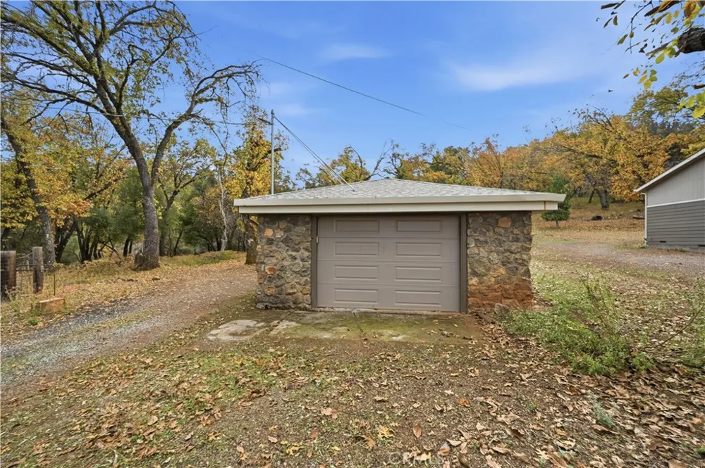 13035 Anderson Road Lower Lake, CA 95457