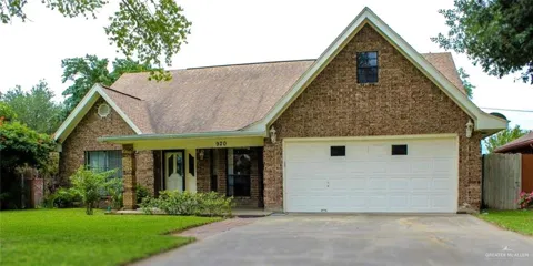 920 Greenlawn Street