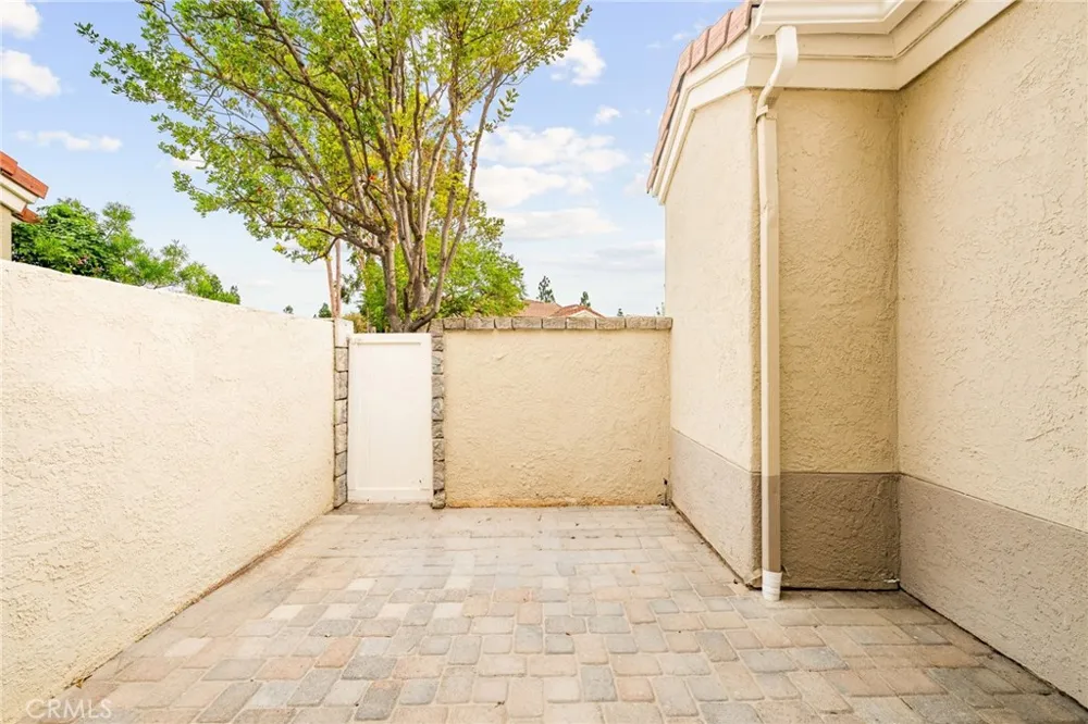 38521 Glen Abbey Murrieta, CA 92562