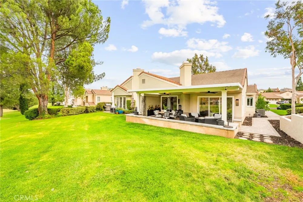 38521 Glen Abbey Murrieta, CA 92562