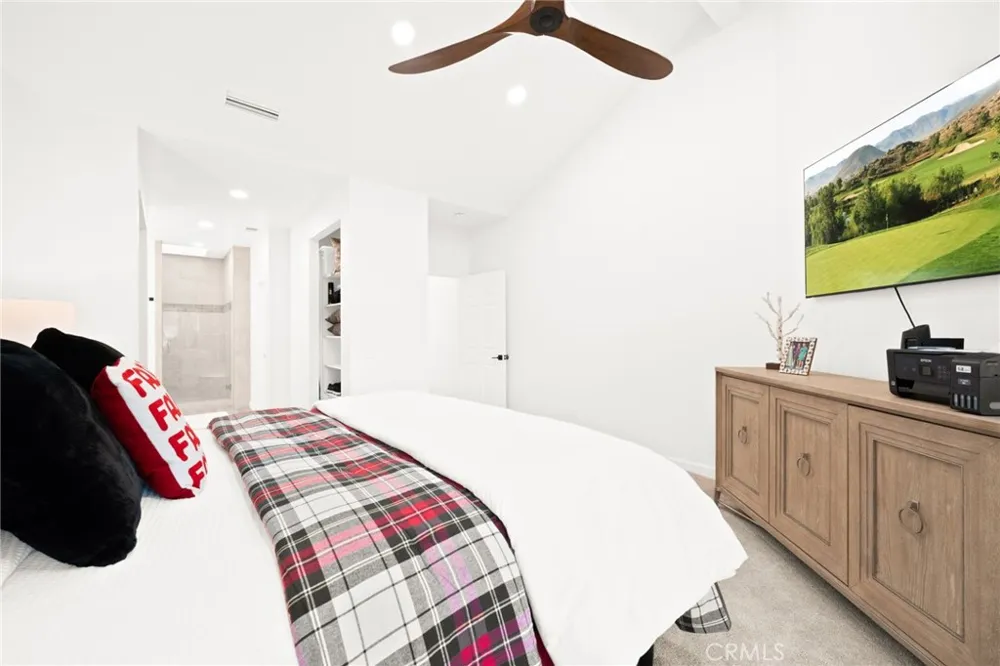 38521 Glen Abbey Murrieta, CA 92562