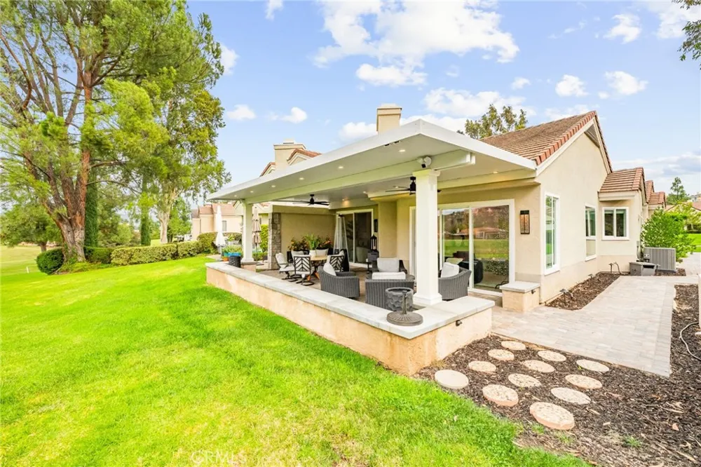 38521 Glen Abbey Murrieta, CA 92562