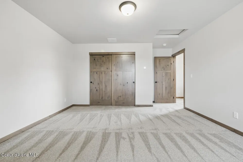 8424 Snowflake Lane Hayden, ID 83835