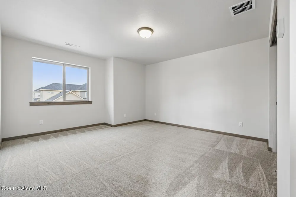 8424 Snowflake Lane Hayden, ID 83835