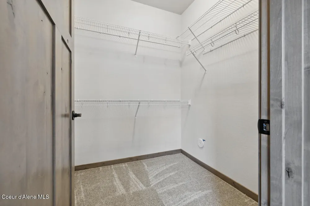 8424 Snowflake Lane Hayden, ID 83835