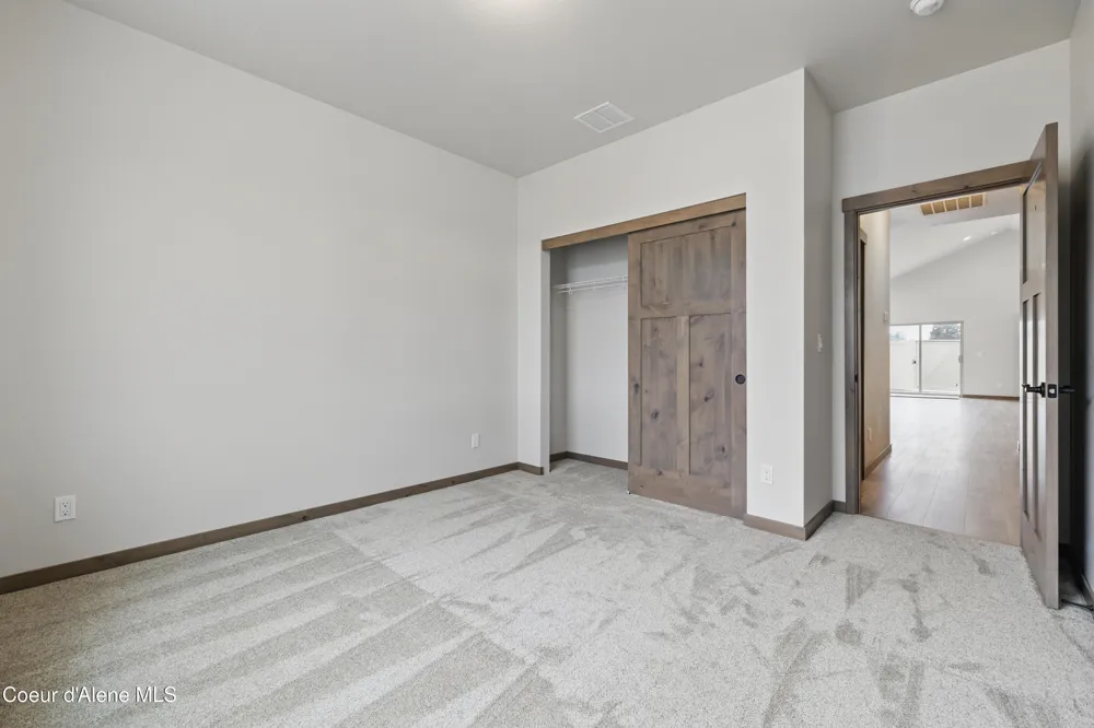 8424 Snowflake Lane Hayden, ID 83835