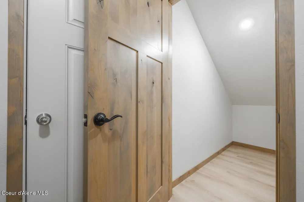 8424 Snowflake Lane Hayden, ID 83835