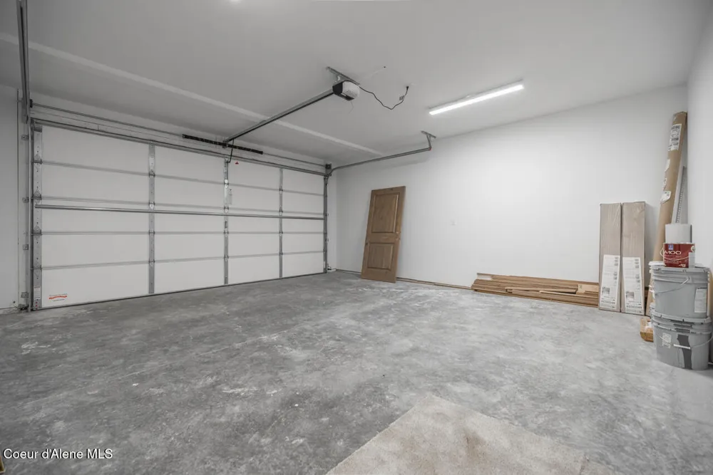 8424 Snowflake Lane Hayden, ID 83835