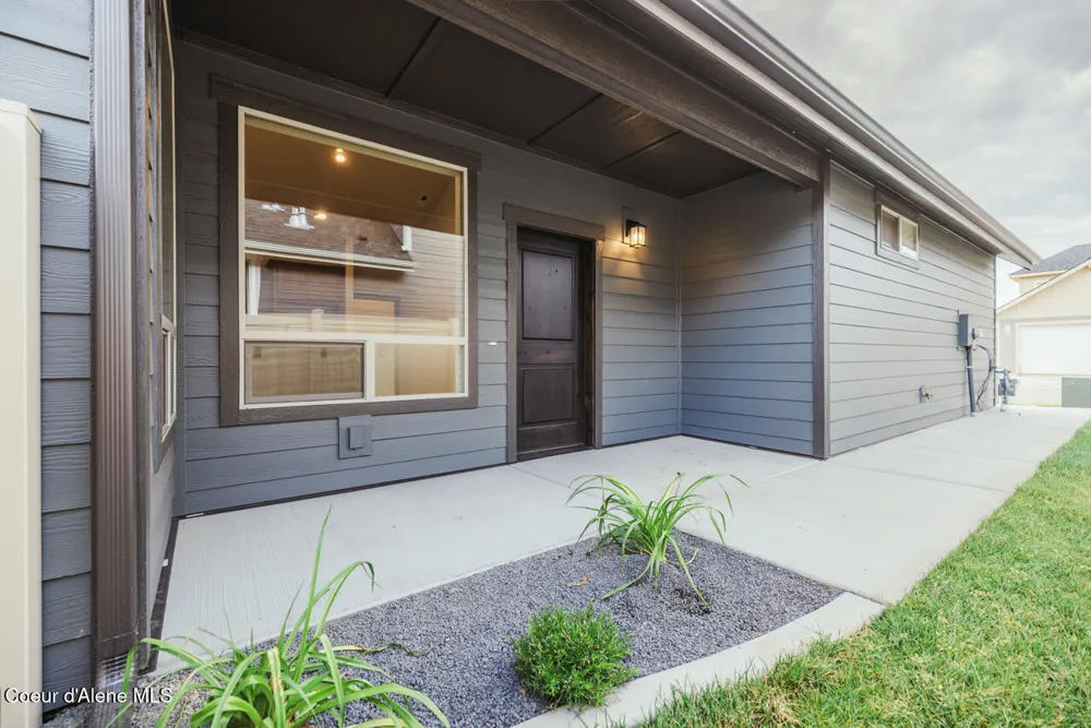 8424 Snowflake Lane Hayden, ID 83835