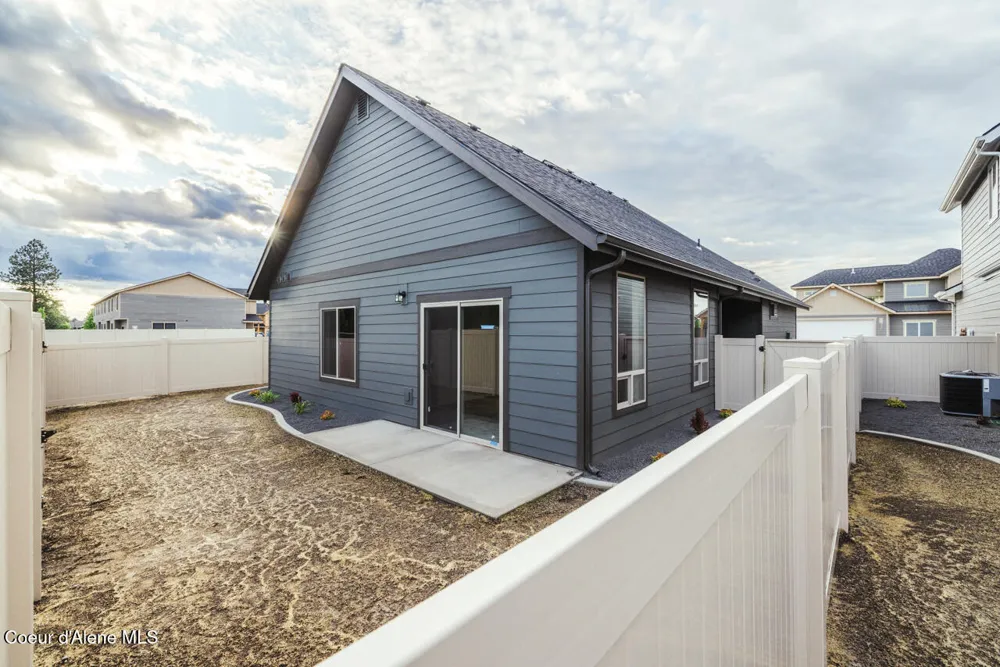 8424 Snowflake Lane Hayden, ID 83835