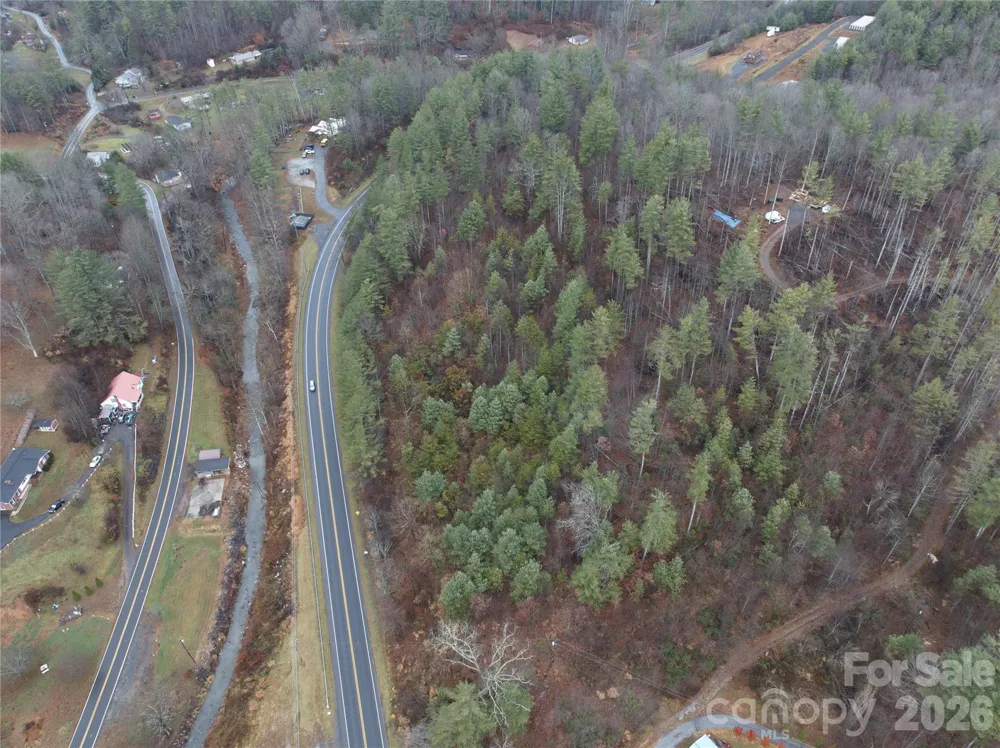 532 Pitman Road Bakersville, NC 28705