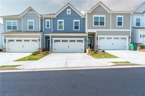 1135 Chastain Drive