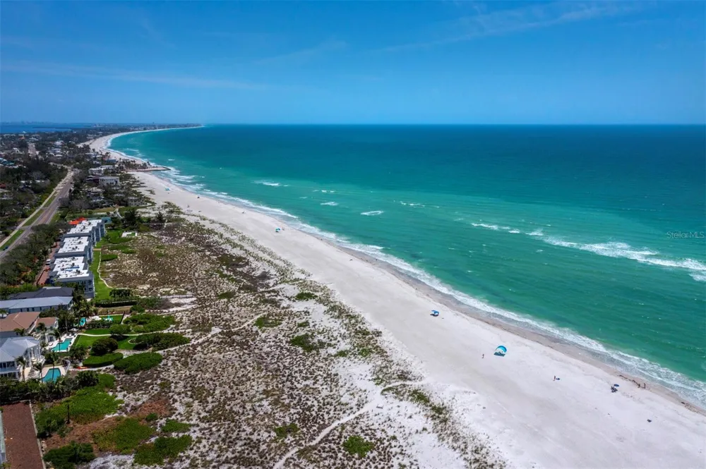 641 BROADWAY STREET Longboat Key, FL 34228