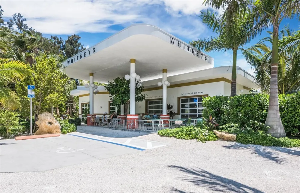 641 BROADWAY STREET Longboat Key, FL 34228