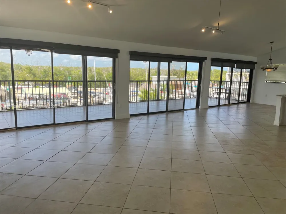 26 S Exuma Rd #B Key Largo, FL 33037