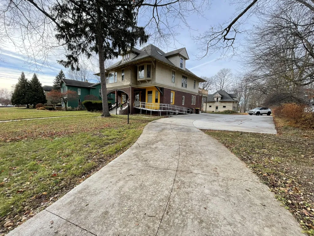 623 State Street Alma, MI 48801