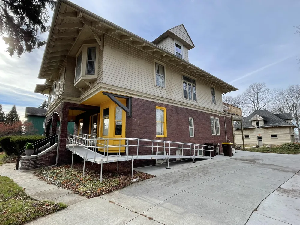 623 State Street Alma, MI 48801