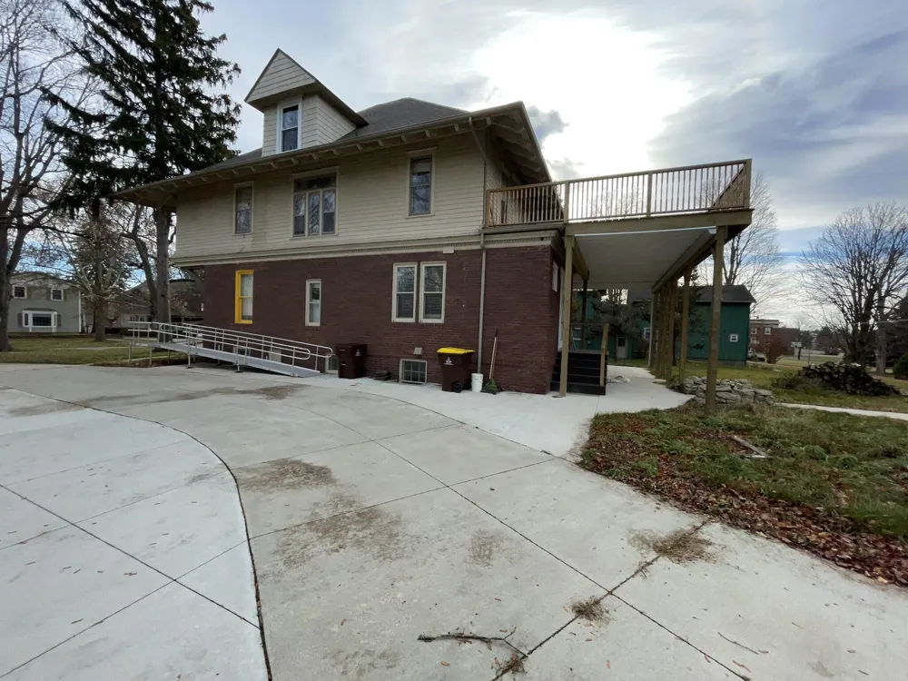 623 State Street Alma, MI 48801