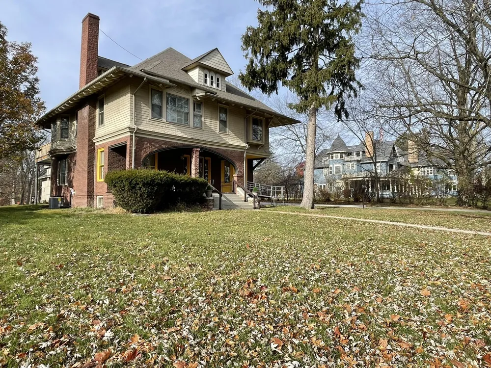 623 State Street Alma City, MI 48801
